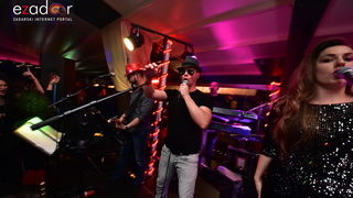 Tisuće Zadrana uživalo na krcatom Narodnom trgu i Tgu Petra Zoranića uz Tomislava Bralića i klapu Intrade Tisuće Zadrana uživalo na krcatom Narodnom trgu i Tgu Petra Zoranića uz Tomislava Bralića i klapu Intrade