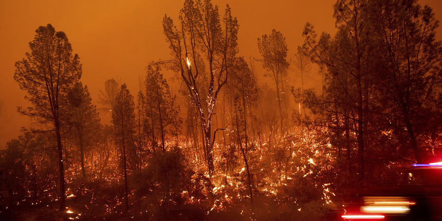 Požari se šire velikom brzinom na nekoliko dijelova Kalifornije Požari se šire velikom brzinom na nekoliko dijelova Kalifornije