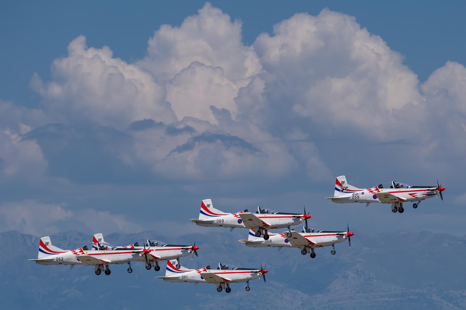 Krila Oluje predstavila novi letački program i dva nova člana