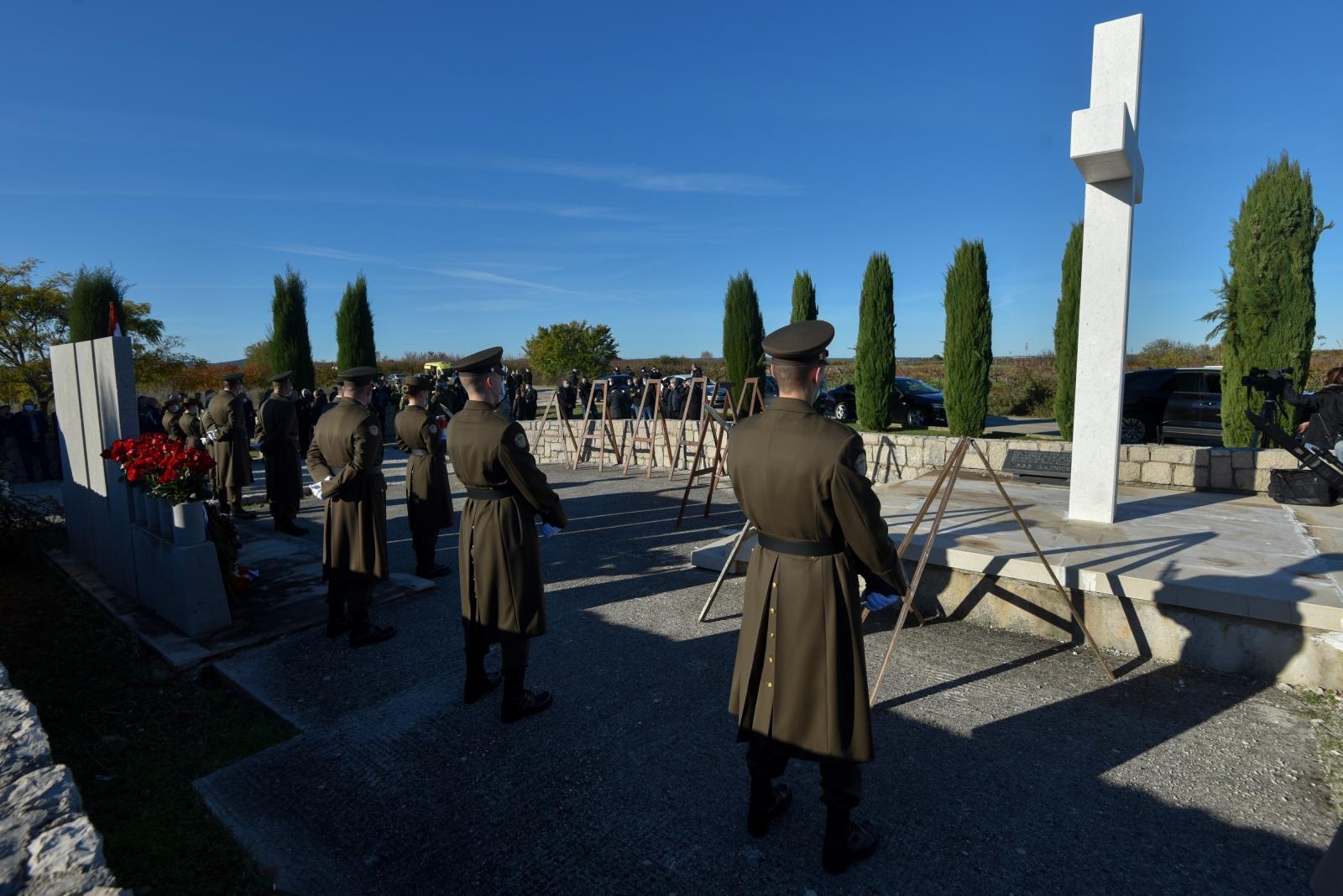 Obilježavanje Dana sjećanja na žrtvu Škabrnje 1991. Obilježavanje Dana sjećanja na žrtvu Škabrnje 1991.