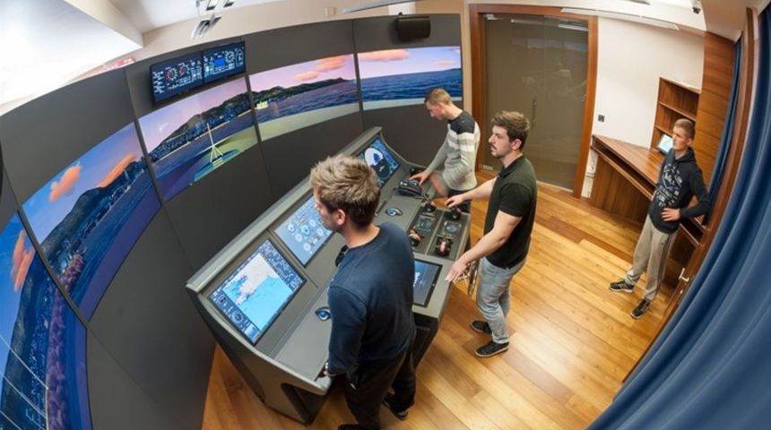 Pomorci, nautičari – prijavite se na novi ciklus tečajeva i Posebnog programa obrazovanja Pomorci, nautičari – prijavite se na novi ciklus tečajeva i Posebnog programa obrazovanja