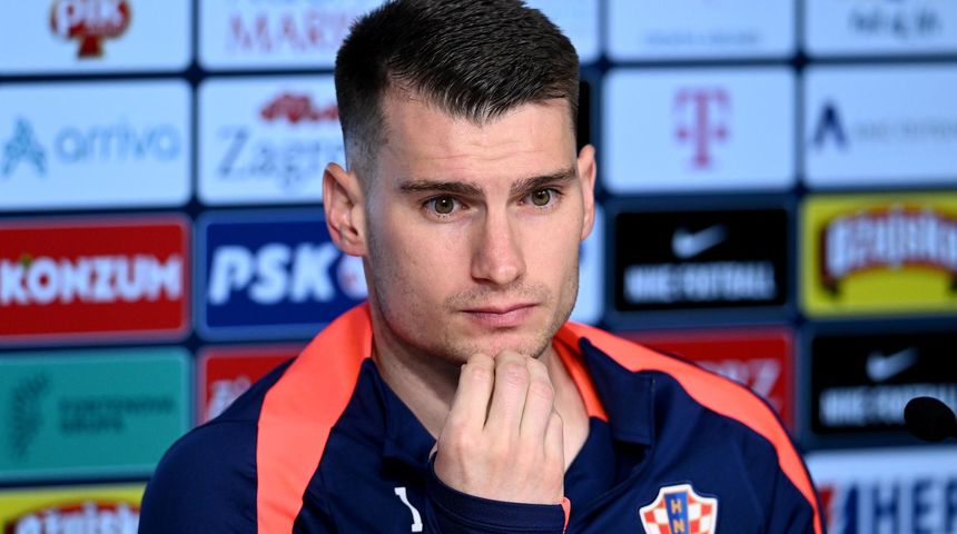 Dominik Livaković Dominik Livaković