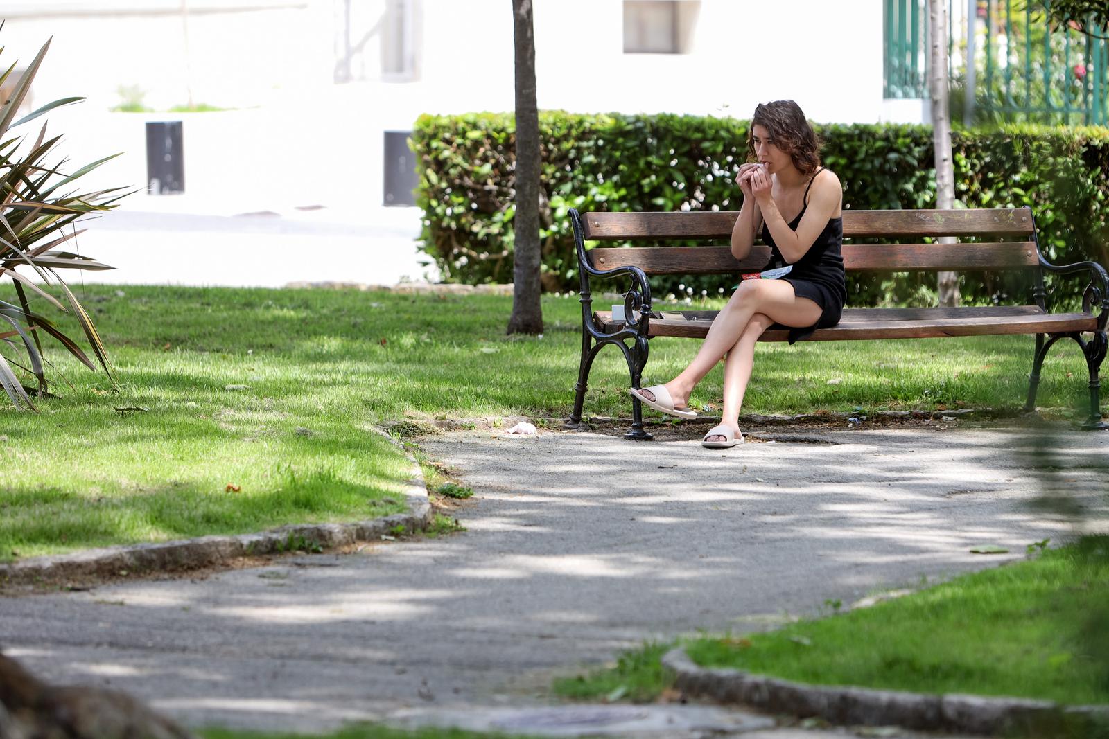 Sunčana nedjelja: Domaći i turisti na ulicama grada Sunčana nedjelja: Domaći i turisti na ulicama grada