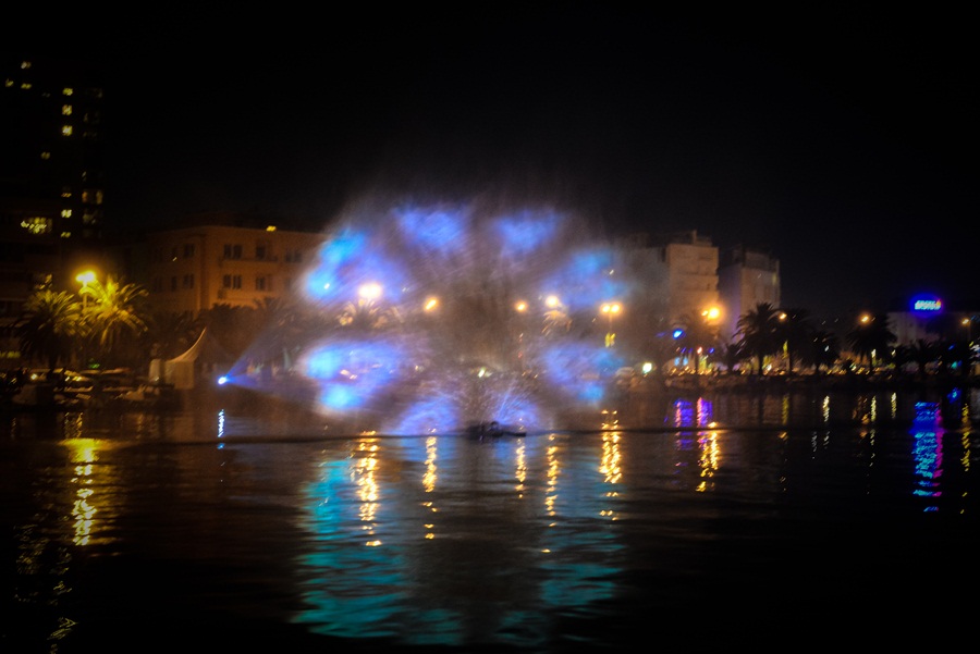 Zadrani oduševljeni hologramskim božićnim drvcem