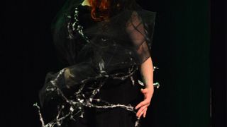 Dragon teatar- “POE – Nikad više”, foto: Iva Perinčić Dragon teatar- “POE – Nikad više”, foto: Iva Perinčić