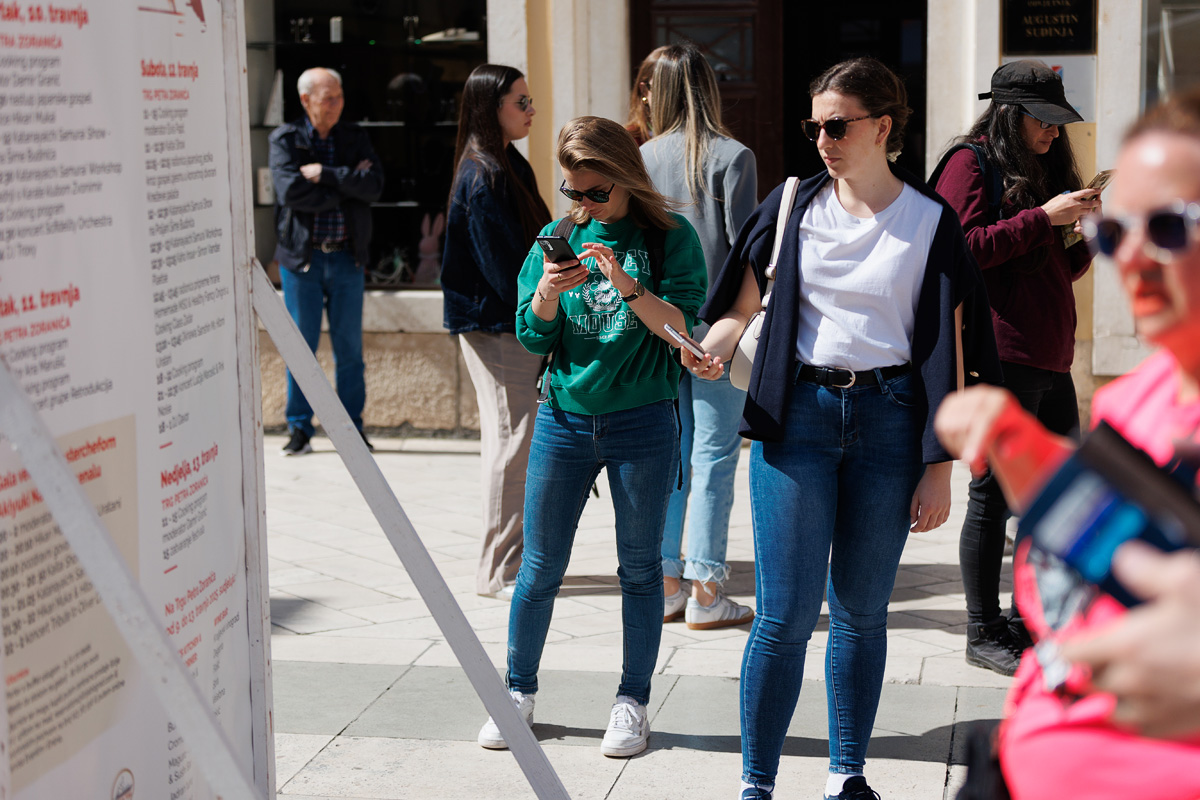 Đir po gradu, subotnja špica, 12. travnja 2025. Đir po gradu, subotnja špica, 12. travnja 2025.