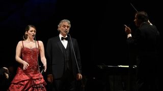 Zagreb – U multiifunkcionalnoj dvorani Arene talijanskoi tenor Andrea Bocelli odrzao je koncert. Photo: Davor Visnjic/PIXSELL Zagreb – U multiifunkcionalnoj dvorani Arene talijanskoi tenor Andrea Bocelli odrzao je koncert. Photo: Davor Visnjic/PIXSELL
