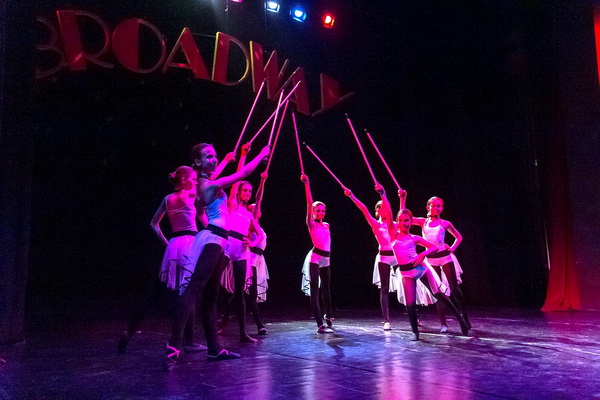 Baletna udruga Pirueta: Broadway, Foto: Mladen Radolović Mrlja Baletna udruga Pirueta: Broadway, Foto: Mladen Radolović Mrlja