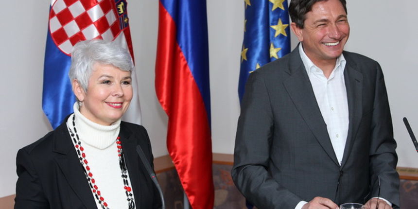 Kranjska Gora, Slovenija, 130110.
Premijerka RH Jadranka Kosor sastala se sa slovenskim premijerom Borutom Pahorom u hotelu Miklic u Kranjskoj Gori.
Na fotografiji: Kosor i Pahor tijekom izjava za novinare.
Foto: Davor Pongracic / CROPIX Kranjska Gora, Slovenija, 130110.
Premijerka RH Jadranka Kosor sastala se sa slovenskim premijerom Borutom Pahorom u hotelu Miklic u Kranjskoj Gori.
Na fotografiji: Kosor i Pahor tijekom izjava za novinare.
Foto: Davor Pongracic / CROPIX