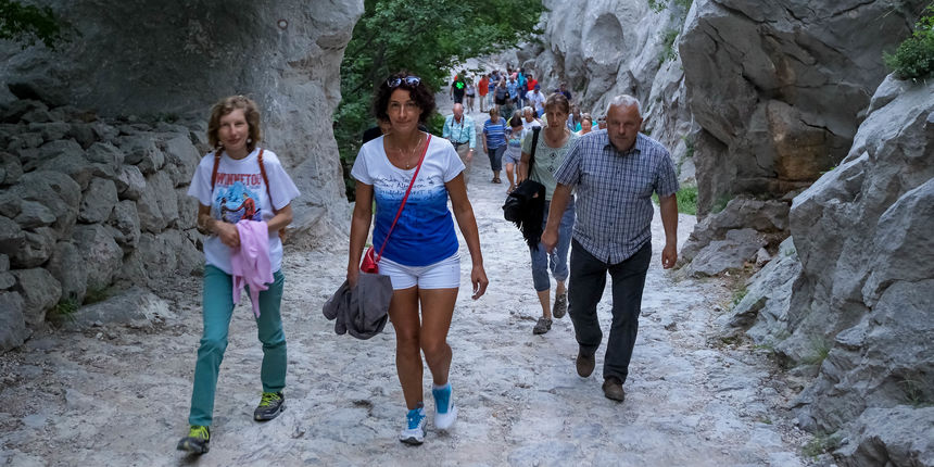 Starigrad, Winnetou fanovi