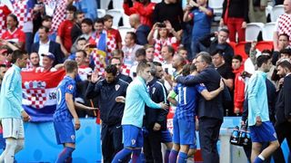 Slavlje igrača i navijača nakon pobjede nad Turskom. Photo: Sanjin Strukić/PIXSELL Slavlje igrača i navijača nakon pobjede nad Turskom. Photo: Sanjin Strukić/PIXSELL