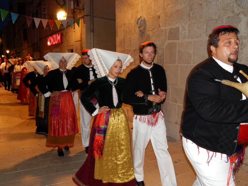 Paški ljetni karneval 2014. Paški ljetni karneval 2014.