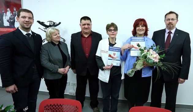 Zagreb – U zgradi Crvenog kriza Udruga hrvatskih pacijenata proglasila je najsestru i najlijecnika 2014. god. Photo: Goran Stanzl/PIXSELL Autor  Goran Stanzl/PIXSELL Ključne riječi  Tatjana Prendja Trupec, Sinisa Varga, proglasenje, najdoktor, Marijo Drl