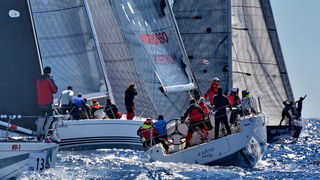 U hvarskom akvatoriju održana XXI. Uskršnja regata U hvarskom akvatoriju održana XXI. Uskršnja regata