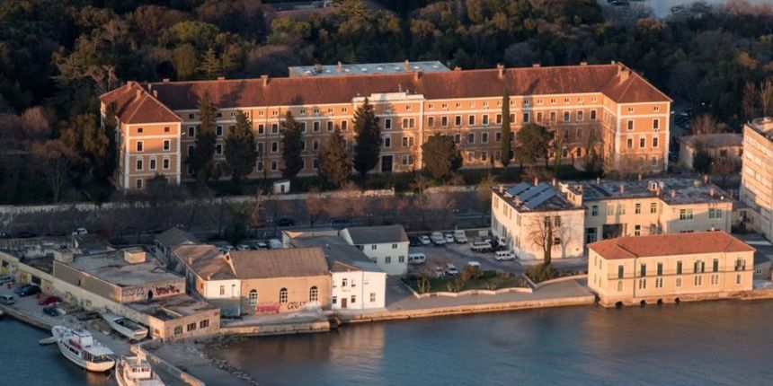 Gimnazija Vladmira Nazora Gimnazija Vladmira Nazora