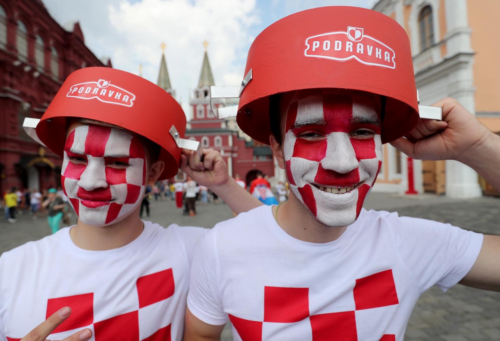 Hrvatski navijači okupirali centar Moskve!