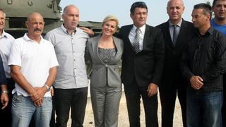 Zadar – U nazocnosti brojnih branitelja, gradskih vlasti, pripadnika HV-a i MUP-a te gradjana Zadra sredisnjom svecanoscu na gradskom predjelu Dracevac obiljezena je 23. obljetnica Dana obrane Grada. Svecanosti je nazocila Kolinda Grabar Kitarovic. Photo: Zadar – U nazocnosti brojnih branitelja, gradskih vlasti, pripadnika HV-a i MUP-a te gradjana Zadra sredisnjom svecanoscu na gradskom predjelu Dracevac obiljezena je 23. obljetnica Dana obrane Grada. Svecanosti je nazocila Kolinda Grabar Kitarovic. Photo: