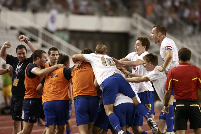 Split 050810.
Stadion NK Hajduka u Poljudu
Predkolo Evropskog kupa : NK Hajduk – Dinamo Bukurest
Na fotografiji : slavlje.
Foto: Vladimir Dugandzic / CROPIX Split 050810.
Stadion NK Hajduka u Poljudu
Predkolo Evropskog kupa : NK Hajduk – Dinamo Bukurest
Na fotografiji : slavlje.
Foto: Vladimir Dugandzic / CROPIX