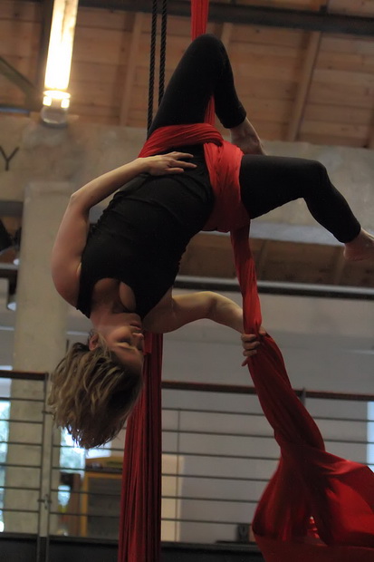 Arsenal: Xiomara Circo Art – ples na svili, Foto: Roberto Lerga Arsenal: Xiomara Circo Art – ples na svili, Foto: Roberto Lerga