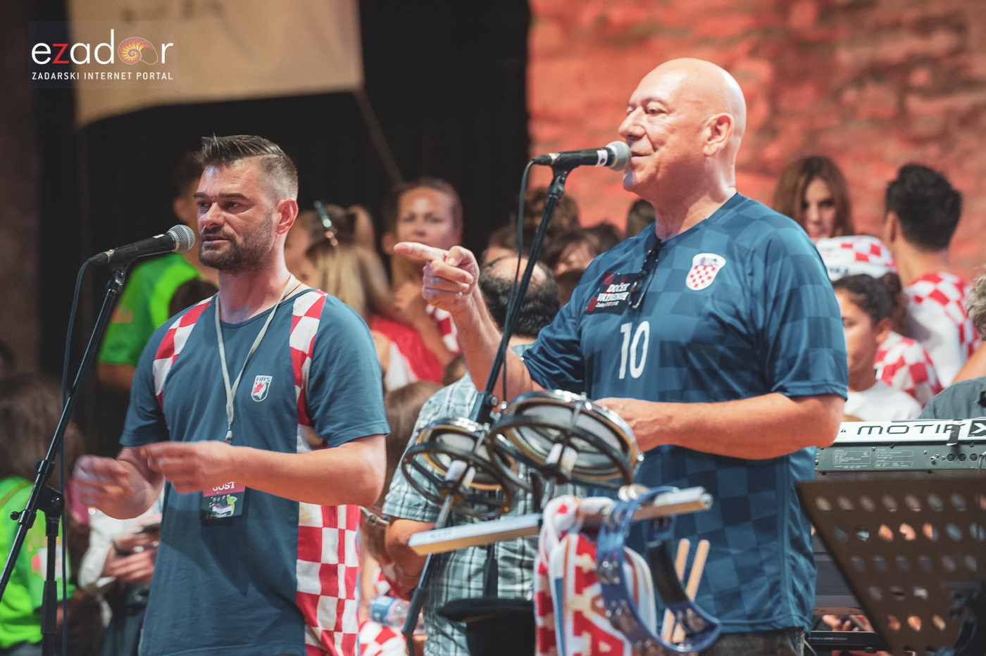 Zadar priredio čudesan doček svojim Vatrenim herojima (1)