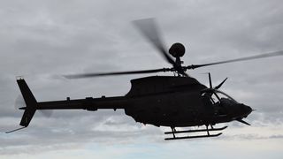 Letačka obuka nove skupine pilota na Kiowama