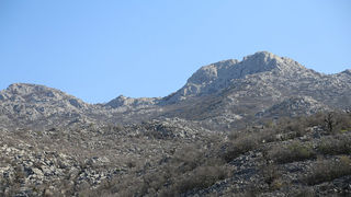 Ako ste u mogućnosti za mali izlet, posjetite Stap – veliko krško polje na Južnom Velebitu, na 960 m visine, foto: Vedran Penga