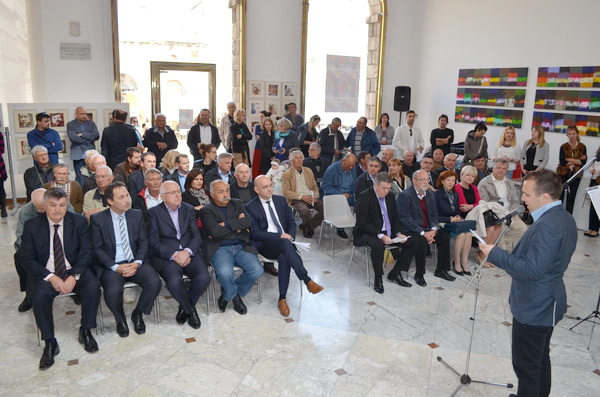 18. Dani masline: Dodjela nagrada u Gradskoj loži i Maslinarskli marendin na Forumu 18. Dani masline: Dodjela nagrada u Gradskoj loži i Maslinarskli marendin na Forumu