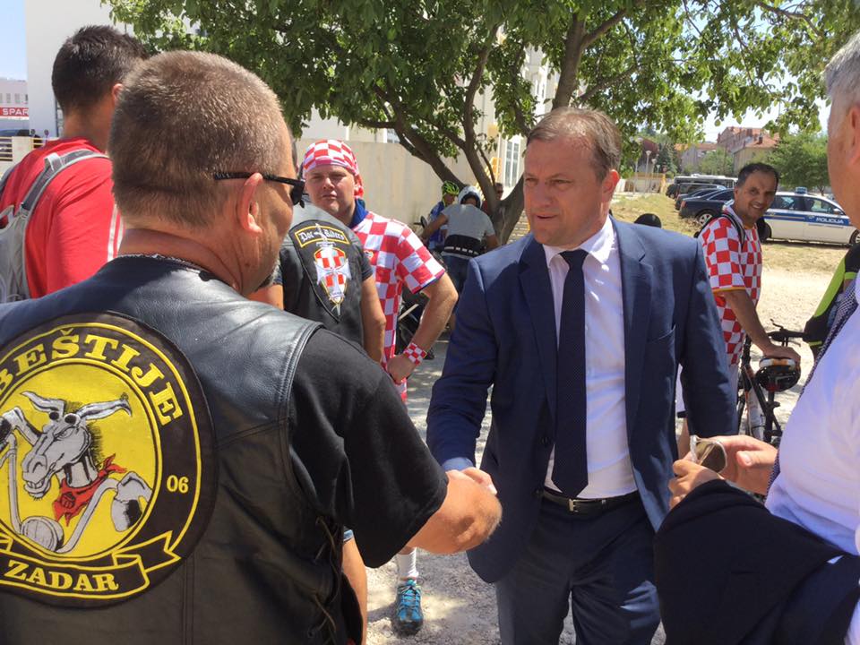 Državni vrh u Kninu pozdravio zadarske motoriste i bicikliste Državni vrh u Kninu pozdravio zadarske motoriste i bicikliste