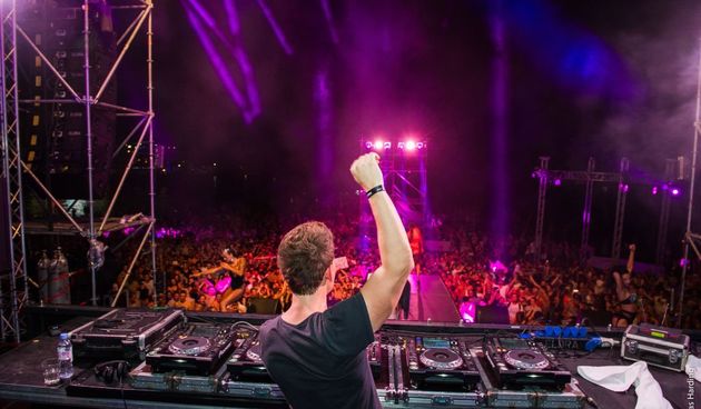 Svjetski muški top model Simone Zin na Bačvicama uživao u hitovima Fedde Le Granda