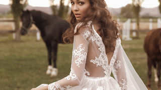 Romantika utkana u prvu kolekciju vjenčanica by Larie