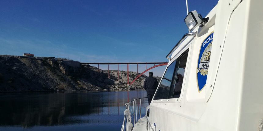 Nastavlja se potraga za nestalim pilotom kod Maslenice: pomorskoj policiji pridružio se i HGSS