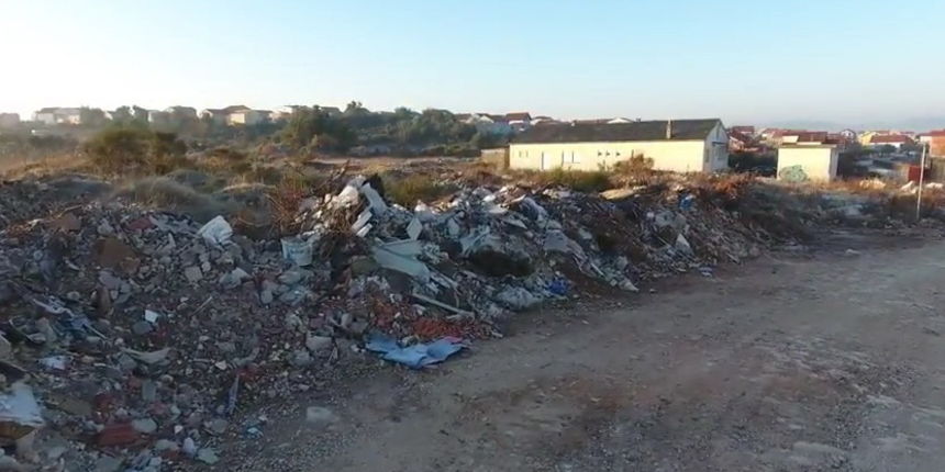 Sinjoretovo – građani drugog reda Sinjoretovo – građani drugog reda