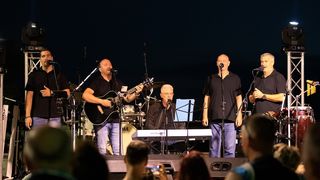 Image 5793741 (auto) Image 5793741 (auto)