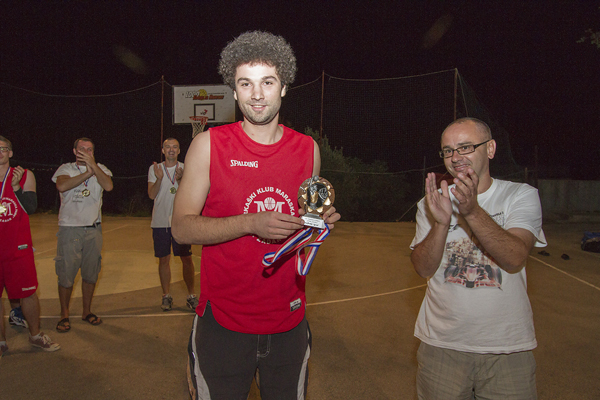 Ljetna liga: Proslava naslova kosarkasa Maraske, foto: Kristijan Orlic Ljetna liga: Proslava naslova kosarkasa Maraske, foto: Kristijan Orlic