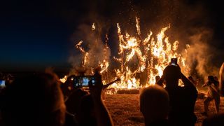 Kozjak: 17. Međunarodni Slama Land Art Festival – “Zlatno doba” Kozjak: 17. Međunarodni Slama Land Art Festival – “Zlatno doba”