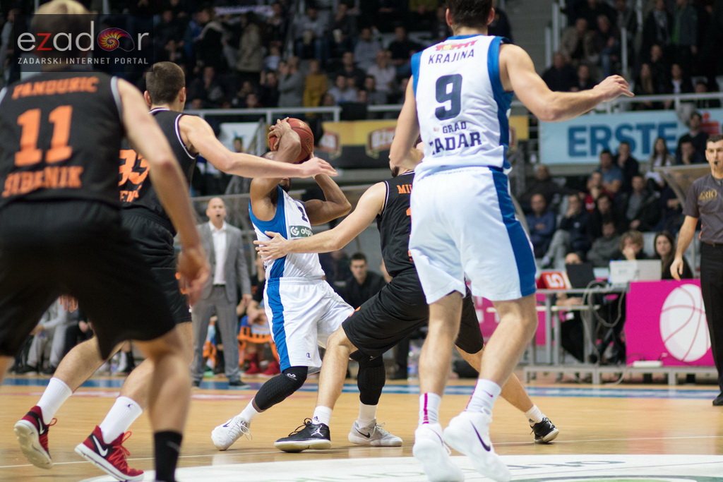 HT Premijer liga: 9. kolo: KK Zadar – GKK Šibenik 81-72. Preston Knowles