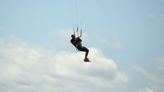 Zadar, 240513
Plaza Kolovare. Jako jugo na zadarsku plazu Kolovare je izmamilo velik broj windsurfera koji jedva cekaju ovakve vremenske prilike kako bi uzivali u omiljenom sportu.
Foto: Jure Miskovic / CROPIX Zadar, 240513
Plaza Kolovare. Jako jugo na zadarsku plazu Kolovare je izmamilo velik broj windsurfera koji jedva cekaju ovakve vremenske prilike kako bi uzivali u omiljenom sportu.
Foto: Jure Miskovic / CROPIX