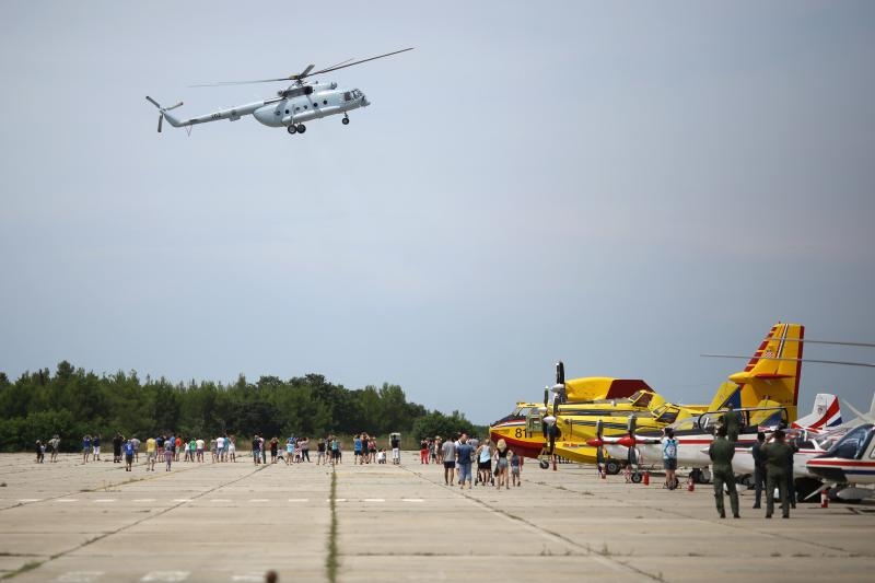 Dan otvorenih vrata Zračne baze Zemunik 5. kolovoza 2014., Foto: Filip Brala/PIXSELL