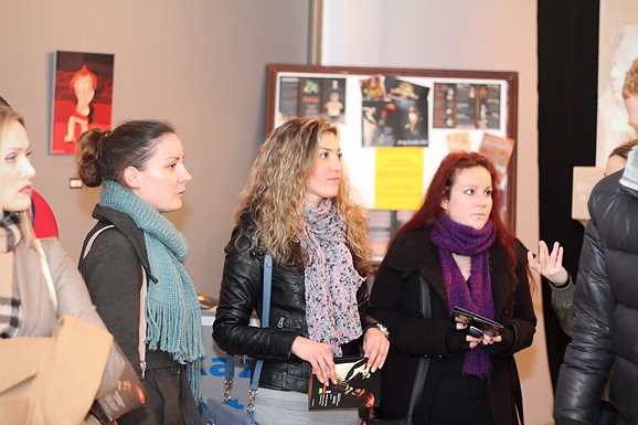 Prva samostalna izložba Ive Perinčić ” Čarolija Kazališta lutaka “