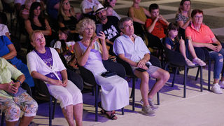 Dašak Italije: Koncert Nere Gojanović, Gordane Pavić i Vladimira Garića na rivi u Petrčanima