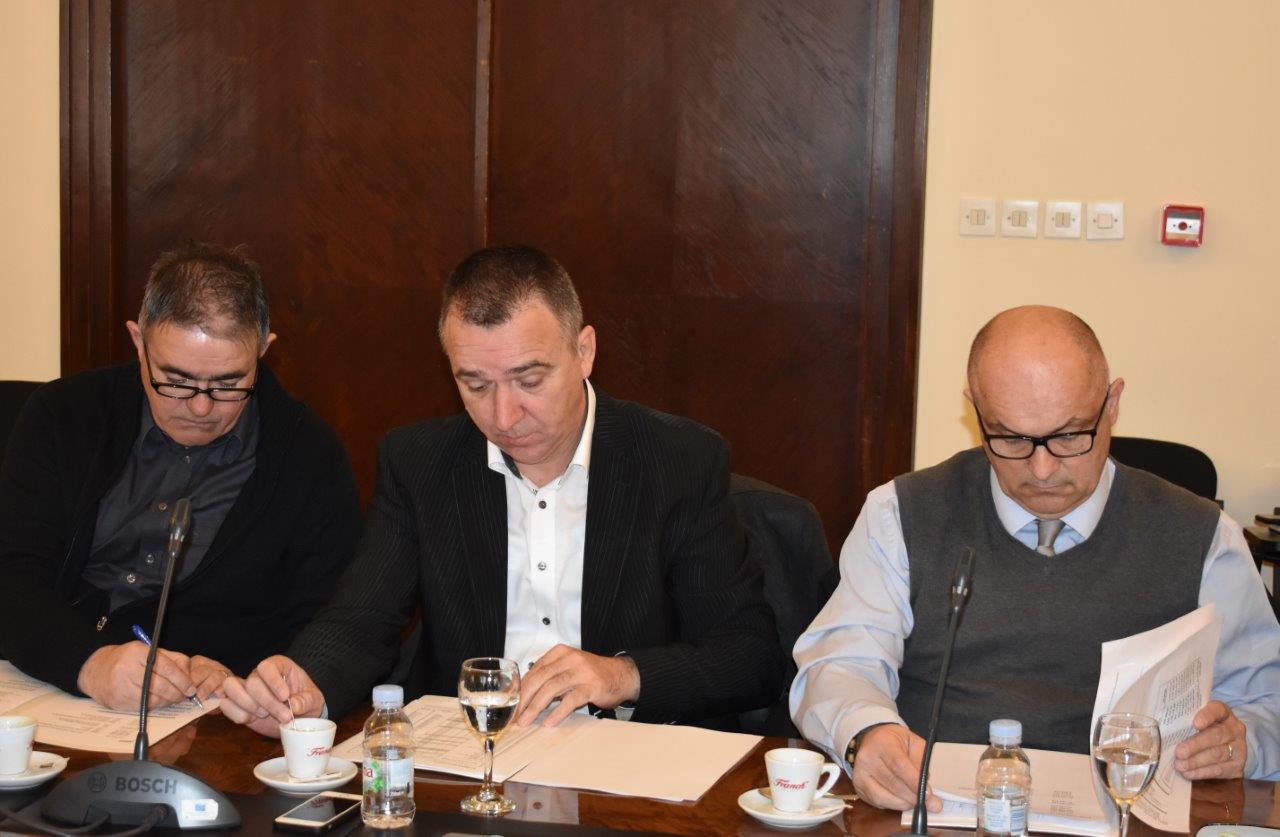 Zadarski župan Božidara Longin održao sastanak s gradonačelnicima i načelnicima Zadarski župan Božidara Longin održao sastanak s gradonačelnicima i načelnicima