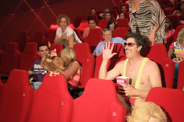 Dali bar: Party u povodu predpremijere filma Bruno