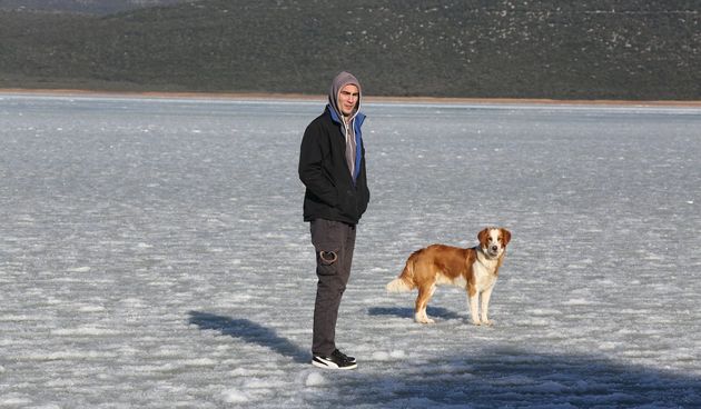 Šetnja po zaleđenom i bajkovitim Vranskim jezerom