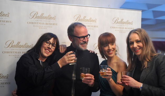 Frano Lasić, Helena Minić i Mare Milin prvi isprobali Ballantine’s Christmas Reserve koktele