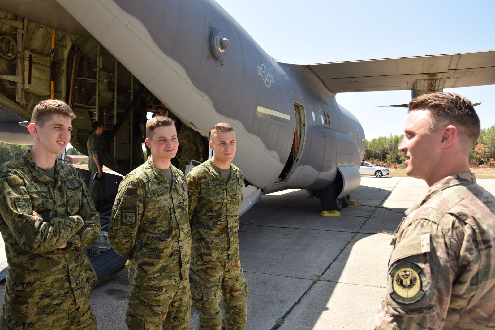 Američka posada MC-130 stigla u vojnu bazu Zemunik Američka posada MC-130 stigla u vojnu bazu Zemunik