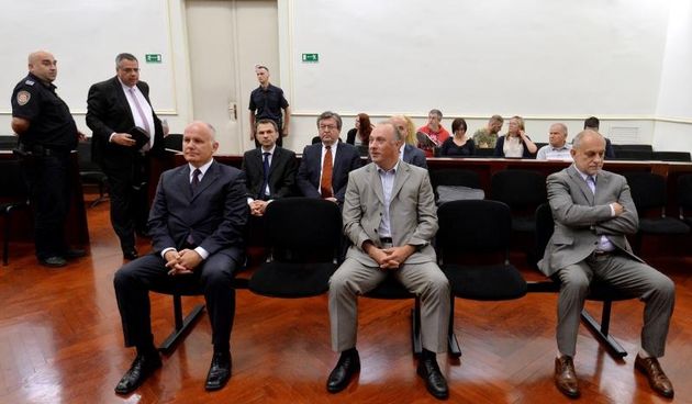 Zupanijski sud, objava presude u aferi Spice, optuzeni Damir Polancec, Darko Marinac, Milan Horvat, Zdravko Setsak, Zoran Markovic, Srdjan Mavlovic, Sasa Romac i Josip Pavlovic. Nepravomocna presuda u slucaju Spice, u kojem su bivsi HDZ-ov potpredsjednik