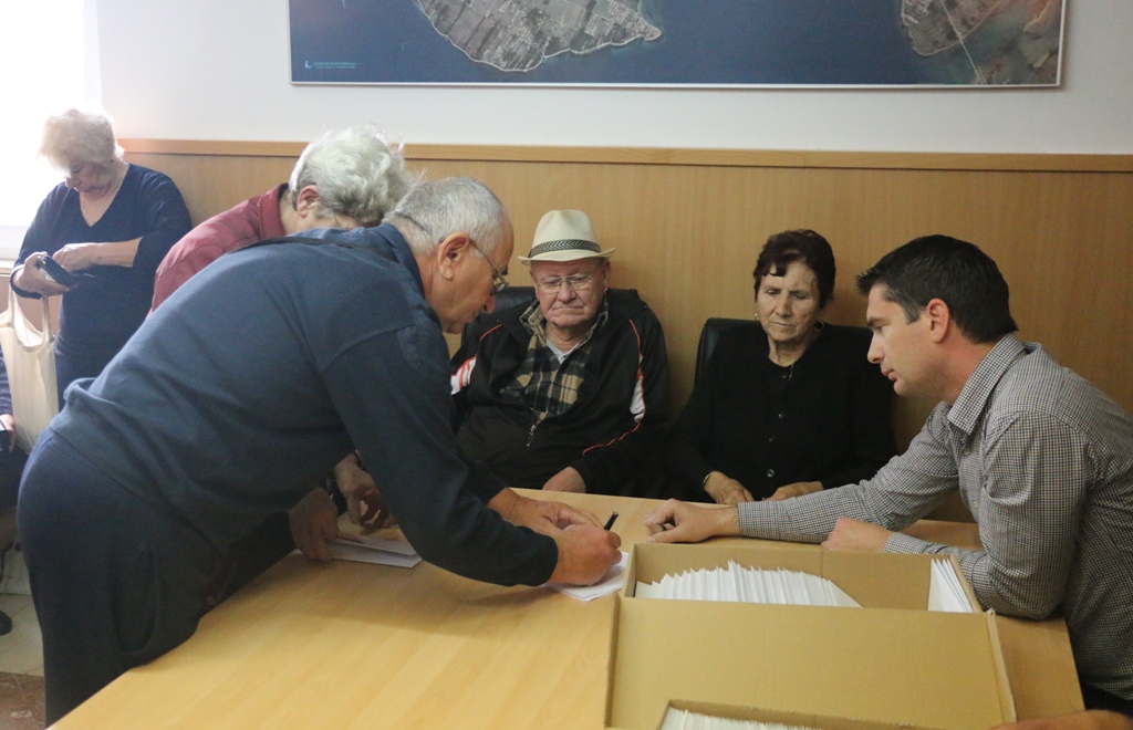 Općina Vir osigurala potpore za djecu i umirovljenike