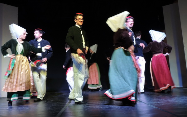 Izvrsnim izvedbama završen 2. Festival plesa – Pag 2016. Izvrsnim izvedbama završen 2. Festival plesa – Pag 2016.