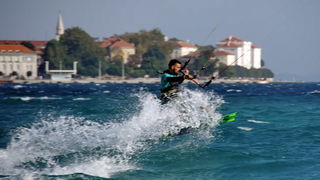 Surferi i kiteri došli na svoje pred neveru