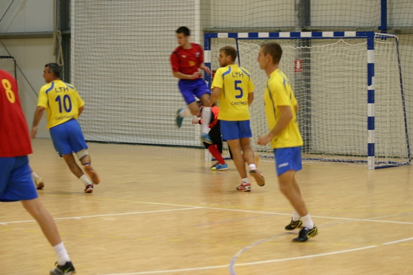 Image 841855 (auto) Image 841855 (auto)